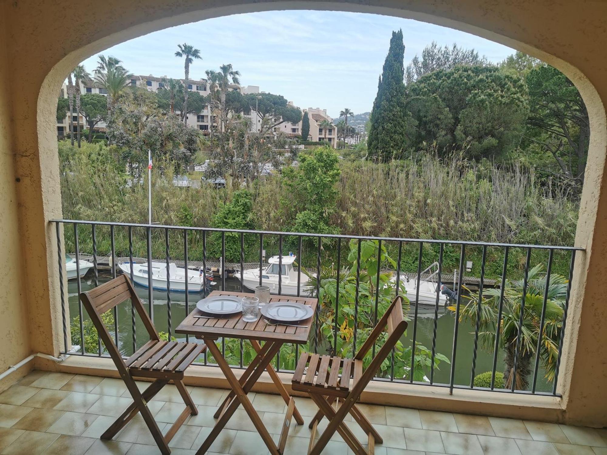 T2 Au Coeur Du Golfe De Saint Tropez Apartment Cogolin Exterior photo